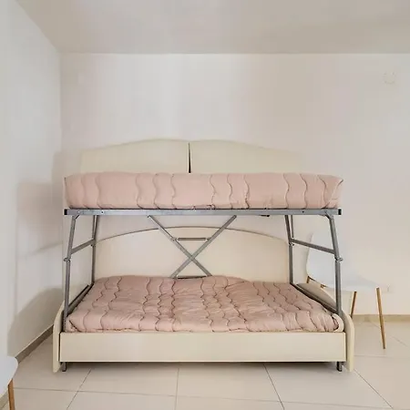 Casa Iris Tatil Evi *